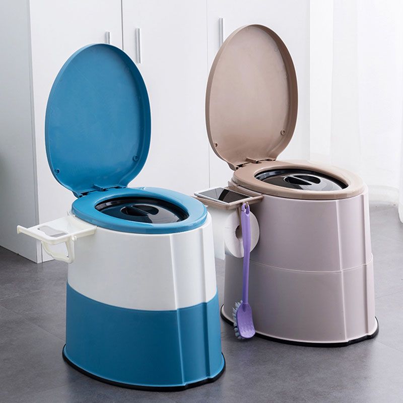Contemporary Plastic Toilet Floor Mounted Toilet Bowl with Toilet Seat for Washroom