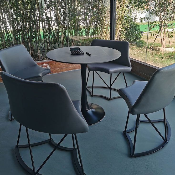 Moderne stijl ronde eettafel gesinterde stenen tafel met tulpbasis voor thuis