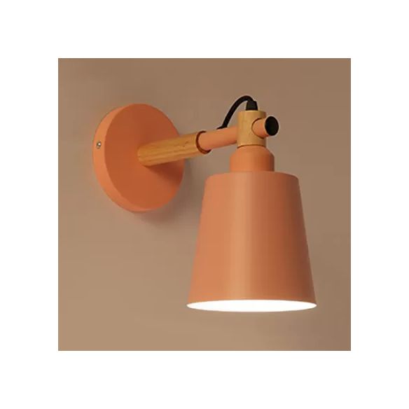 Eine leichte Eimer -Wandleuchte rotatierbarer nordischer Metallleuchten für Wohnzimmer