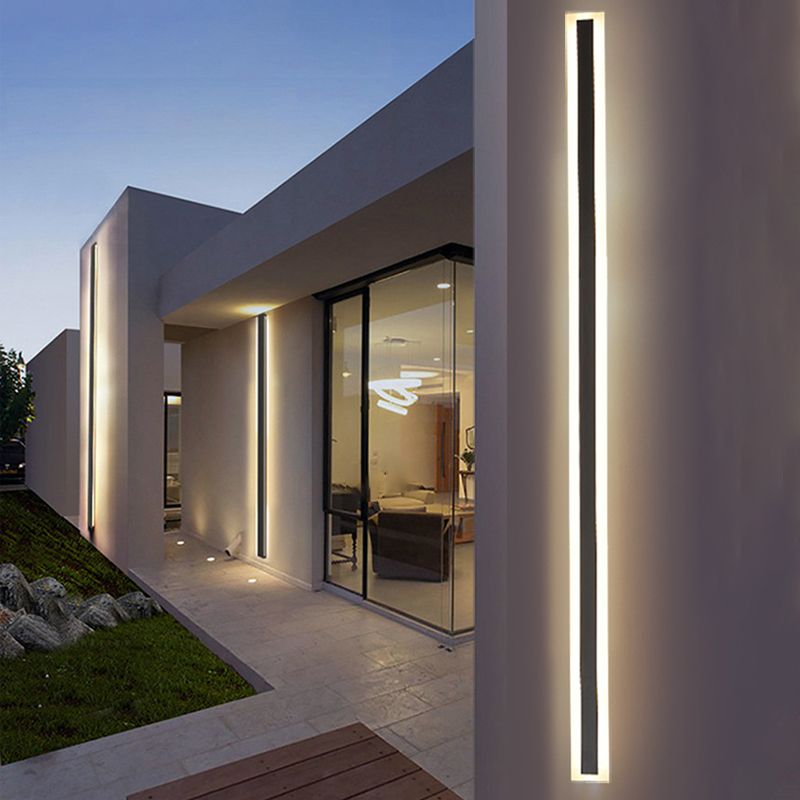 Simple Linear Wall Lamp Metal 1 Light Wall Light Fixture in Black