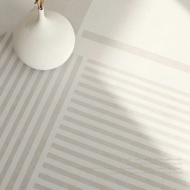 Modern Rug Light Grey Polyester Rug Stain Resistant Rug for Living Room