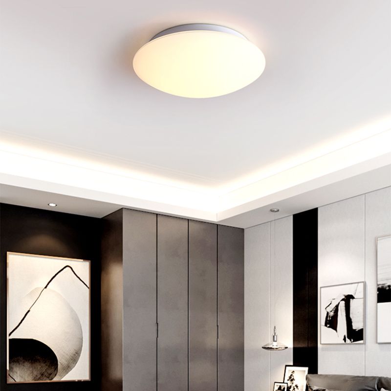 Round Shape Ceiling Lamp Modern Simple Style Iron 1 Light Flush Mount with Glass Lampshade for Aisle