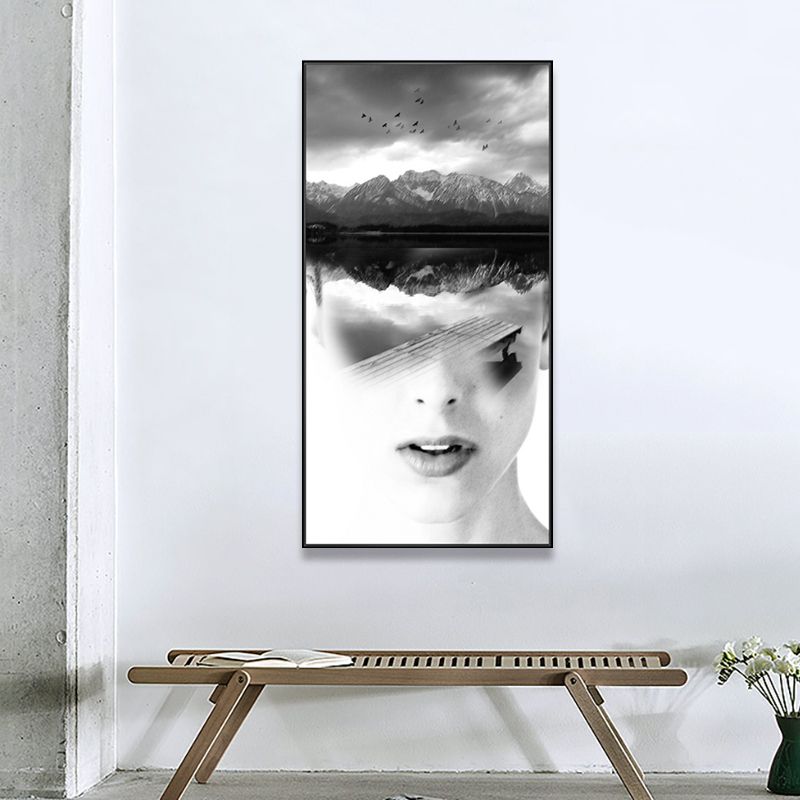 Canvas zachte kleur schilderij hedendaags meisje en Misty Hills scène wanddecoratie, meerdere maten