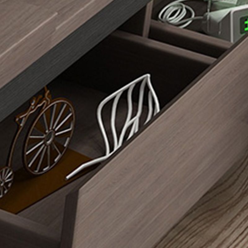 Modern 4 Legs Rectangle Cocktail Table in Wood with a Drawers