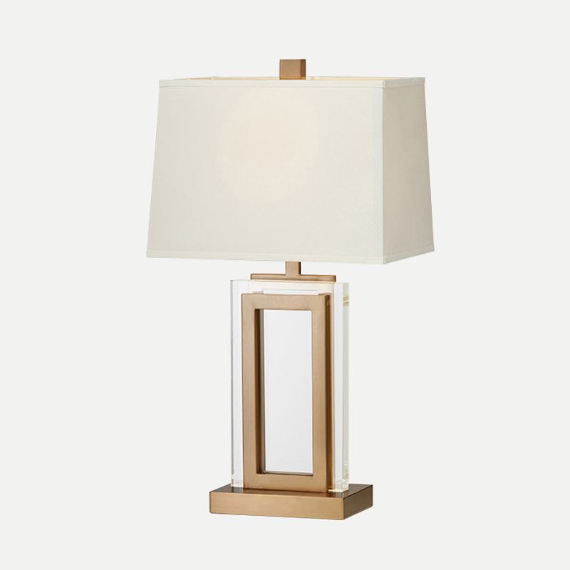 1 Kopf -Trapez -Schatten Tisch leichte moderne Stoff kleine Schreibtischlampe in Gold für Bett