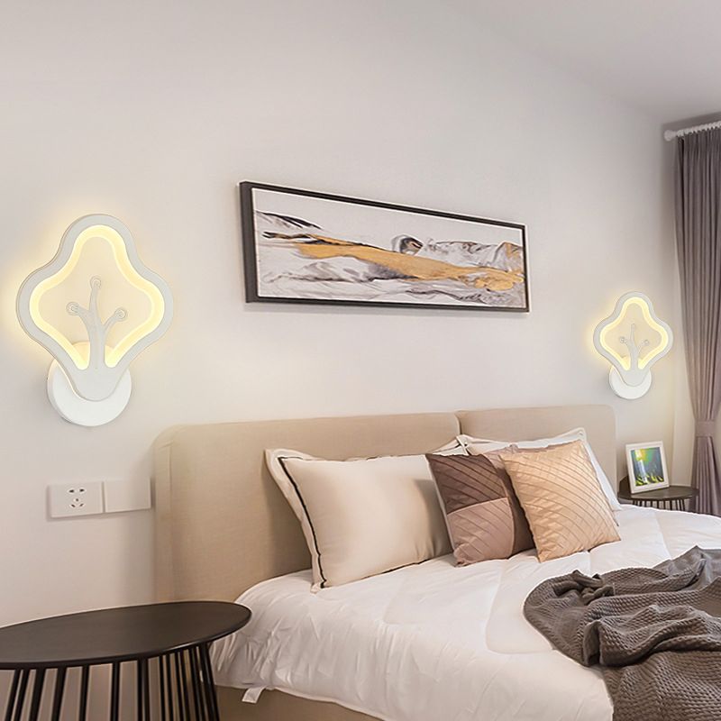 Contemporary Style Geometric Wall Mounted Lamps Metal 1 Light Wall Mounted Lights in White