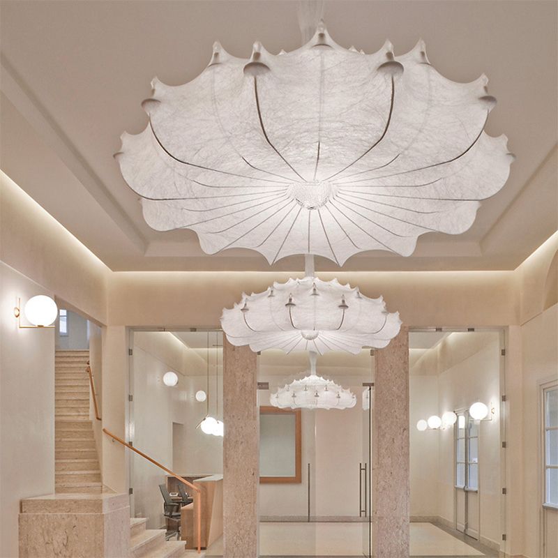 Pendante blanche en soie dans le style de luxe moderne du style de luxe à tambour en fer punaid pour les espaces intérieurs