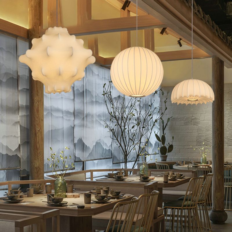 Onregelmatige gevormde zijden hanger lamp postmodern 1 bol witte ophanging licht voor woonkamer