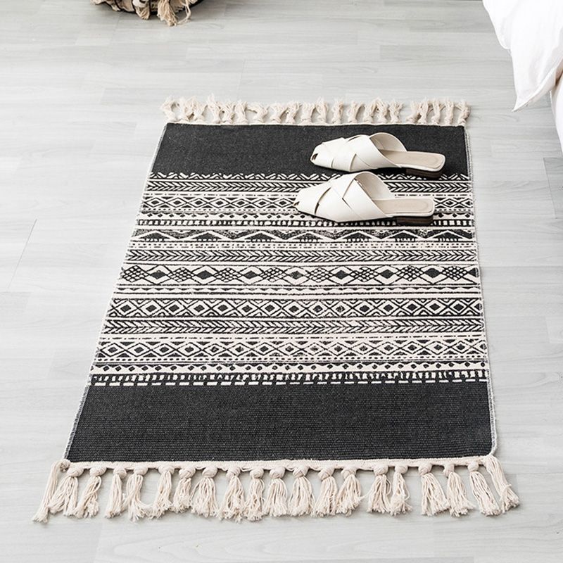 Rapis boho multi-couleurs Mélange de coton Southwestern Modèle Tapis à main le tapis lavable de machine à main avec gland pour la décoration