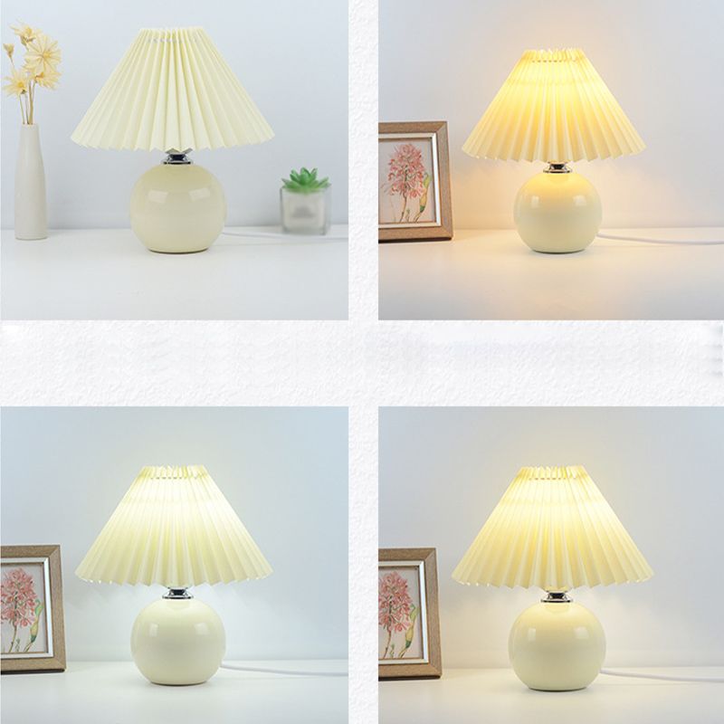 Lámpara de mesa de forma de cono de estilo de tela de estilo moderno luz de mesa de luz