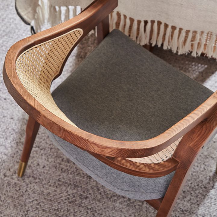 Modern Simple Arm Chair Wooden Frame Dining Arm Chair for Home Use