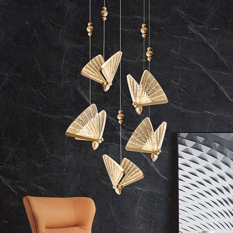 Luz colgante de mariposa dorada en estilo creativo moderno de hierro forjado que colgaba con sombra acrílica