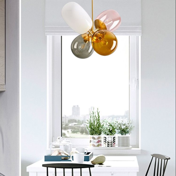 Buntes Glasschatten 4-leichter Anhängerlampe postmoderner Kunst dekorativ