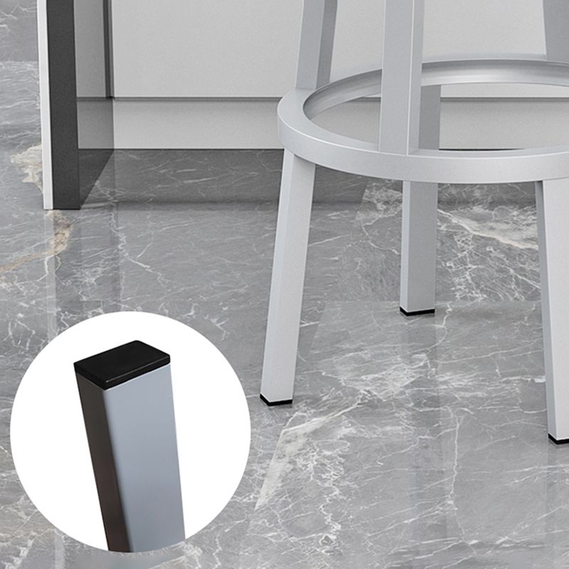 Industrial Rotatable Backless Counter Stool Iron Bar Stool with Pedal for Bar