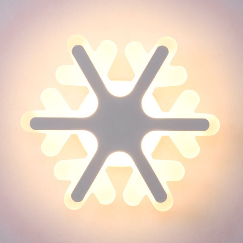 Nordic Snowflake Wall Sconce Lighting Acrylic LED Bedroom Sconce Light Fixture in White