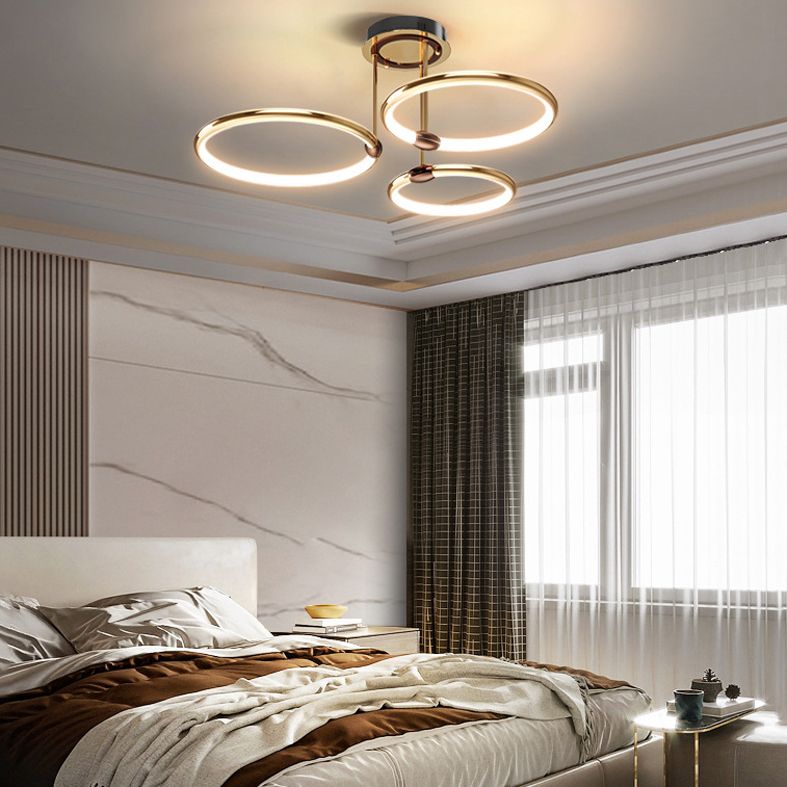 Metal Ring-Shaped Suspended Lighting Fixture Modern LED Pendant Light Kit in Gold