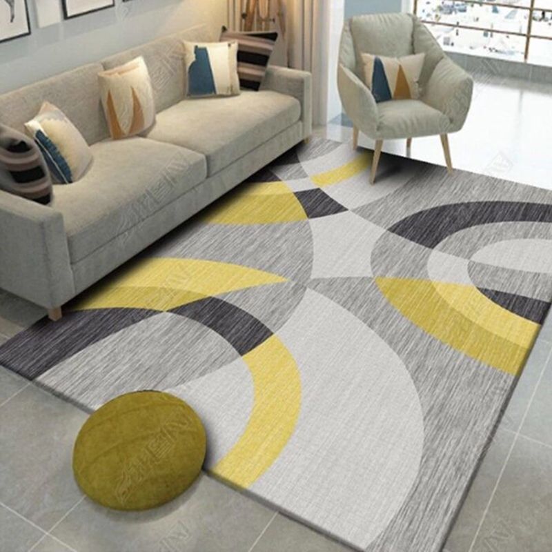 Minimalist Living Room Carpet Geometric Pattern Rug Washable Polyester Stain Resistant Area Carpet
