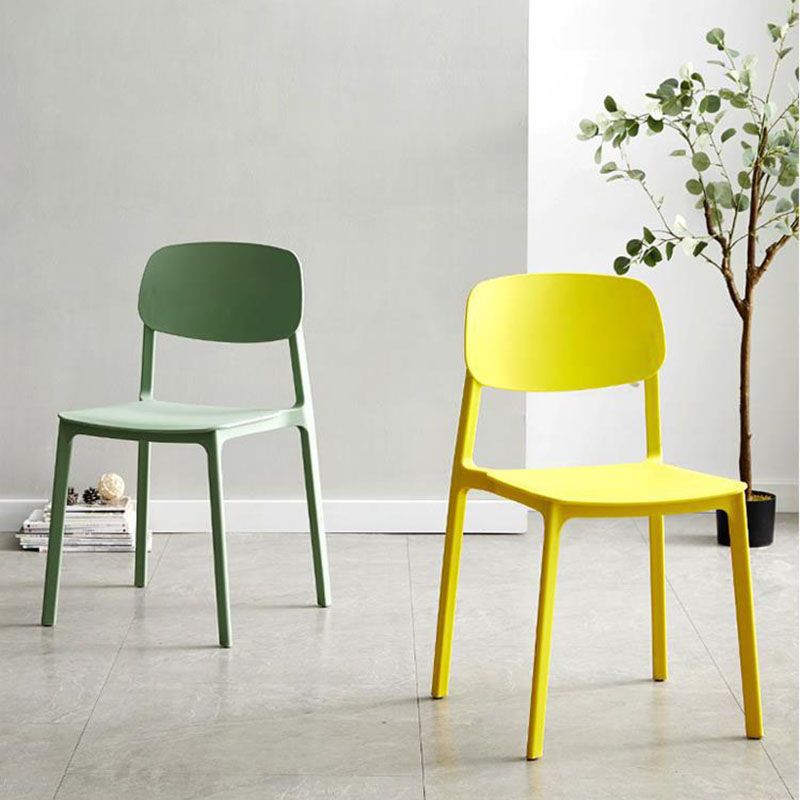 Silla lateral de comedor con respaldo abierto contemporáneo, sillas sin brazos de comedor de plástico para el hogar