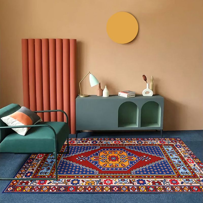 Brown Retro Rug Polyester Medallion Rug Non-Slip Backing Rug for Living Room