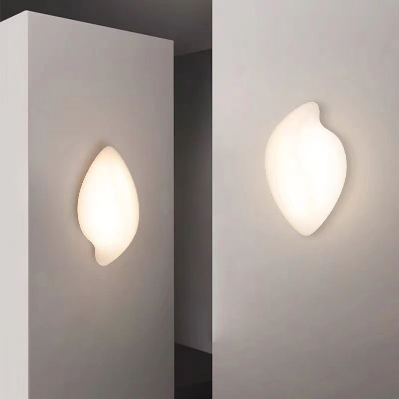 Single Modern White Wall Mounted Sconce Acrylic Wall Light for Bedroom