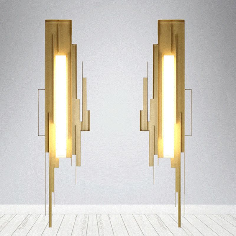 Luz de pared de metal de sombra única estilo moderno 1 lámpara de montaje de pared ligera en oro
