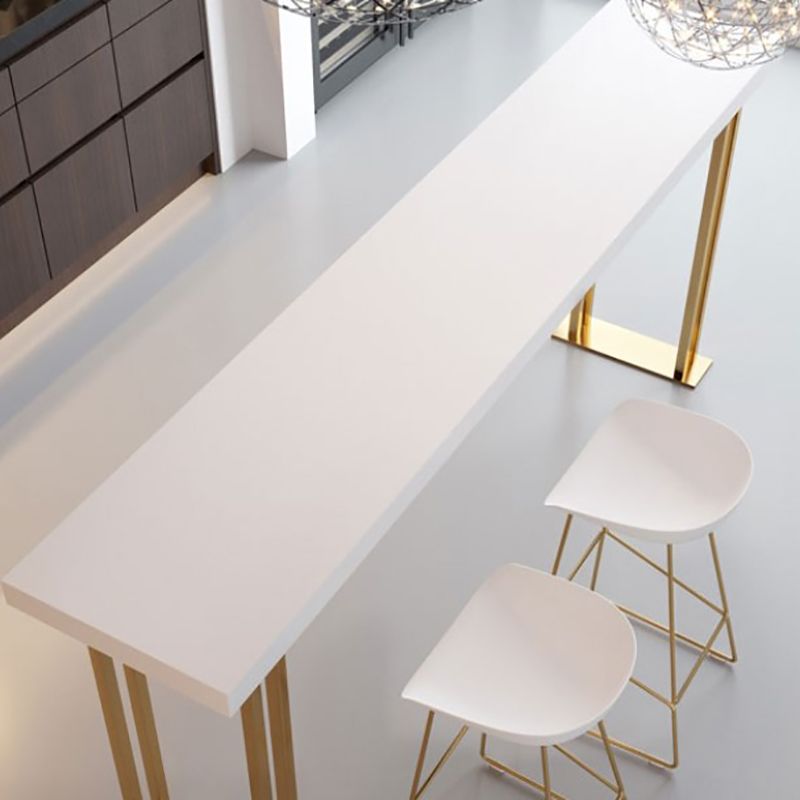 Comedor rectángulo de madera superior mesa de mostrador patas doradas mesa de bar de estilo glam