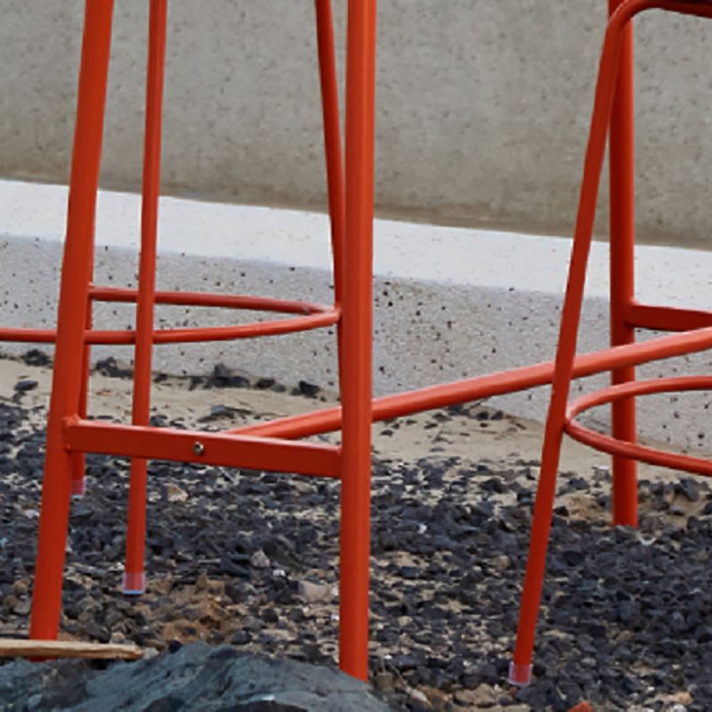 Modern Oval Pub Table Metal Bar Height Table with Footrest for Outdoor