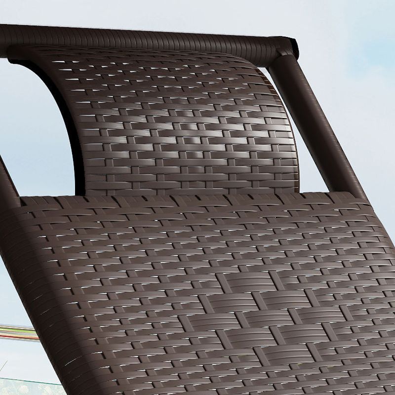 Single Leisure Chaise Lounge Sofa Chair Iron Base Rocking Chair for Living Room