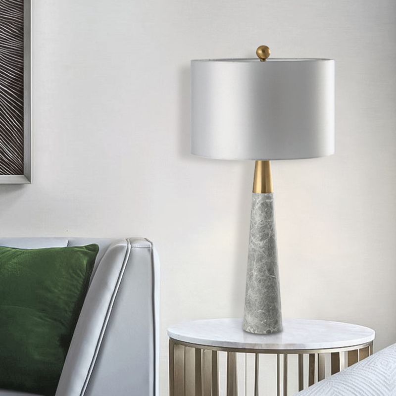Lámpara de mesa cónica Simplicidad de mármol 1 luces de color gris liviano con sombra de tela de batería