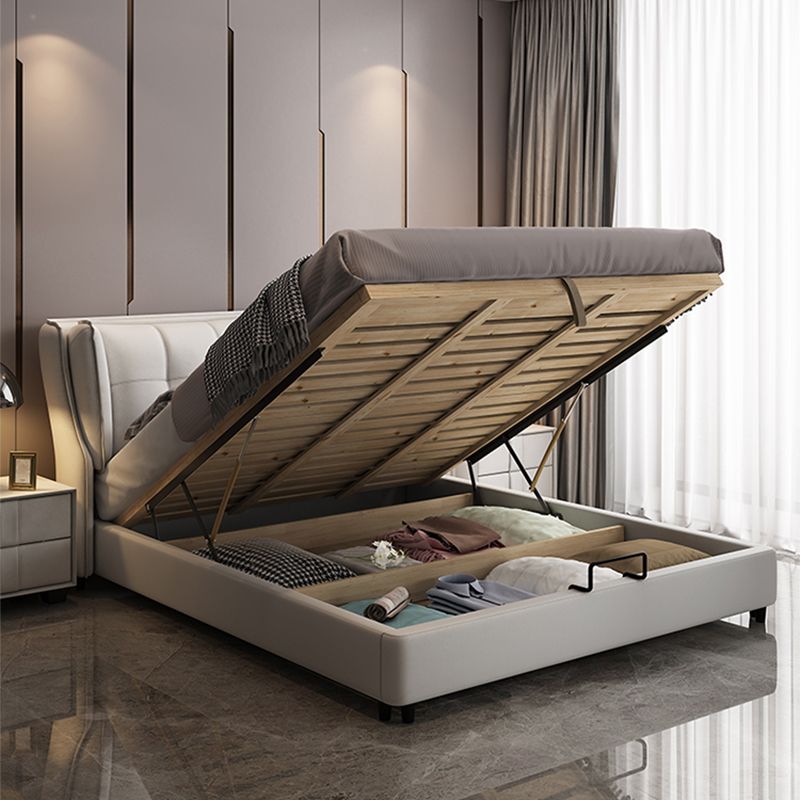 Contemporary Tufted Standard Bed with Wingback Headboard and Legs