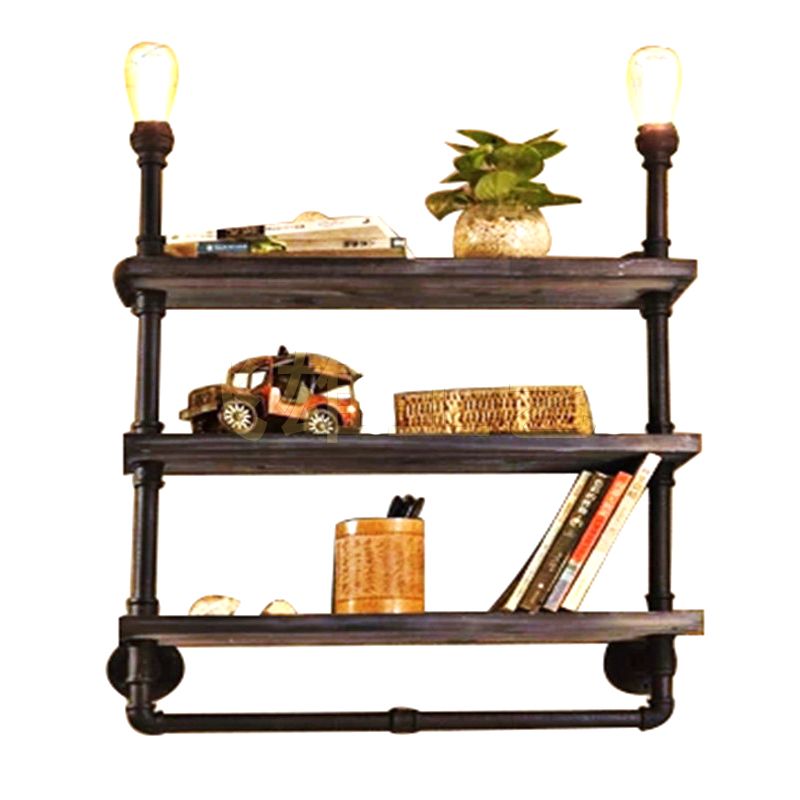 Industrielle Rohrleitungswand montierte Beleuchtung Metallic Wandleuchten in Schwarz mit Holzregal