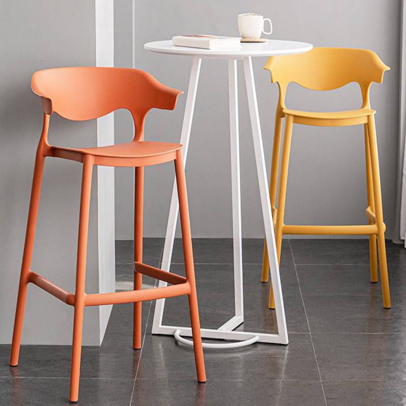 Industrial Stackable Bar Height Stool Plastic Low Back Bar Stool for Dining Room