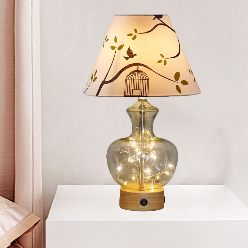 Helder glas urn/diamant nachtlamp eigentijds 1-bulb slaapkamer tafellicht met kegel afdrukkende stof schaduw