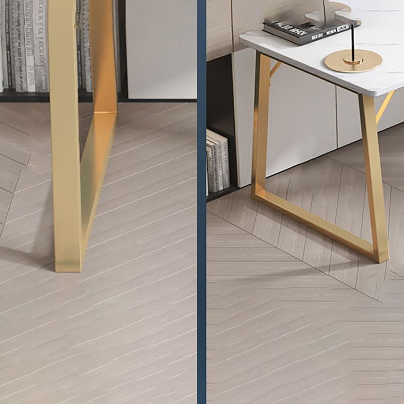 Manufactured Wood Office Desk Rectangular Matte Finish Writing Desk for Home and Office