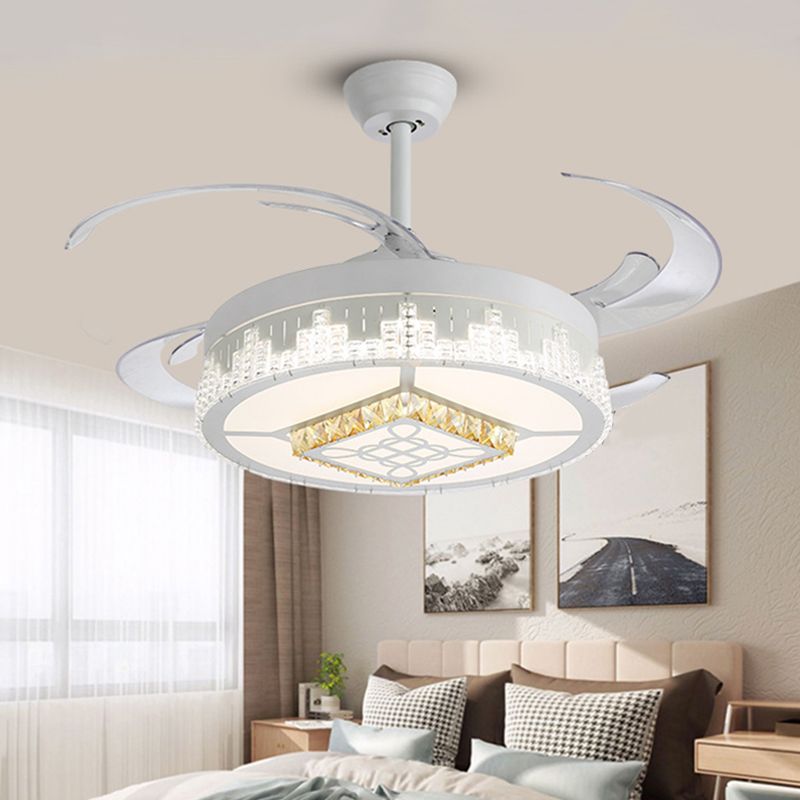 Kristalblokken witte semi -mount licht ronde moderne 4 bladen led plafondventilator lamp met bloem/sneeuwvlok/Chinees knooppatroon, 19 "breed
