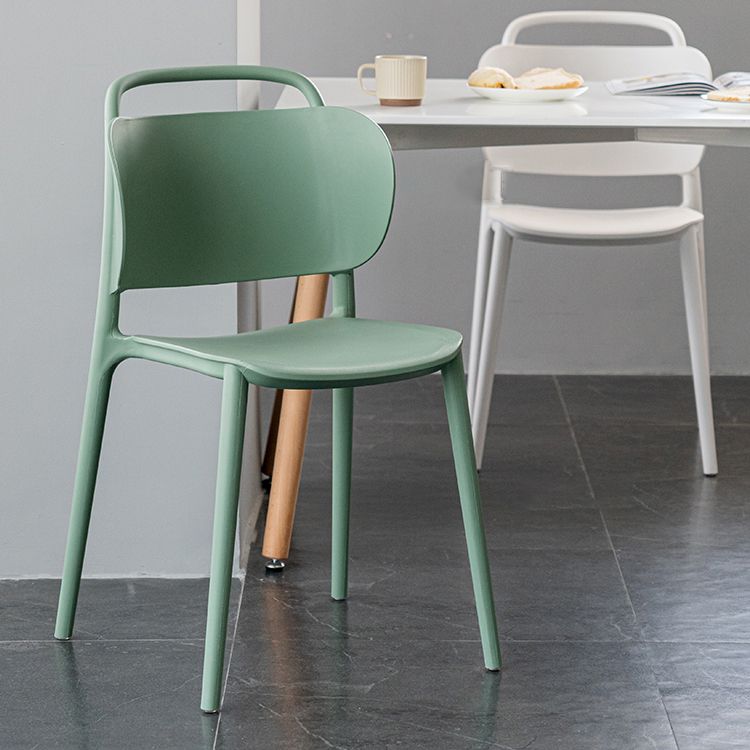 Chaise de salle à manger en plastique moderne, chaise sans bras latérale à dossier ouvert pour la cuisine