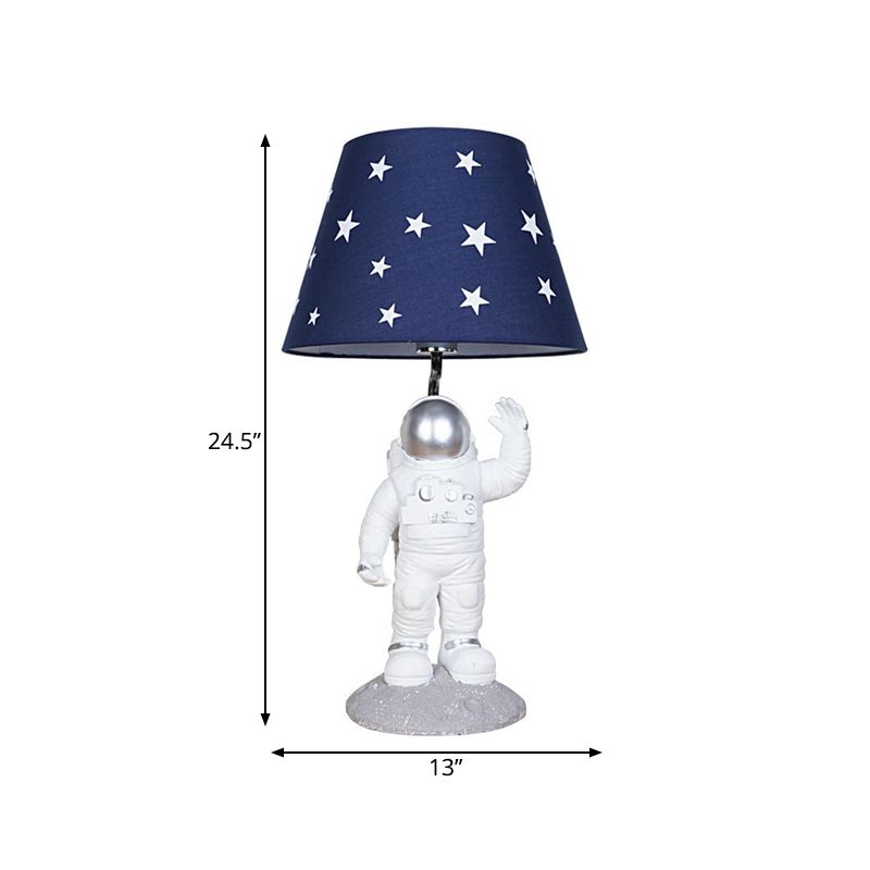 Blue Empire Shade Night Lamp Lamp Kids Kids Star Multned Fabric Accompitazione da tavolo con base spaziale intagliato, largo 10 "/13"