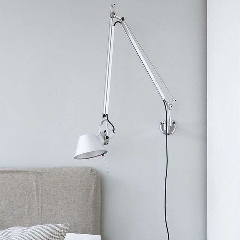 1 Glühbirnenkegelschatten Wandmontierte Lampe Industrielle Schwarz/Silber -Aluminium -Aufgabe Wandleuchte mit Schwung Arm