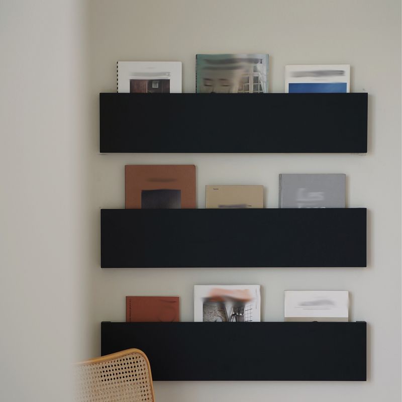 Wall Mounted Bookshelf Modern Style Metal Shelf Bookcase in Black