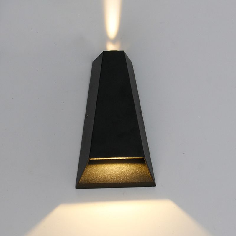 Modern Style Wall Sconce Metal 2 Light Sconces in Black for Outdoor