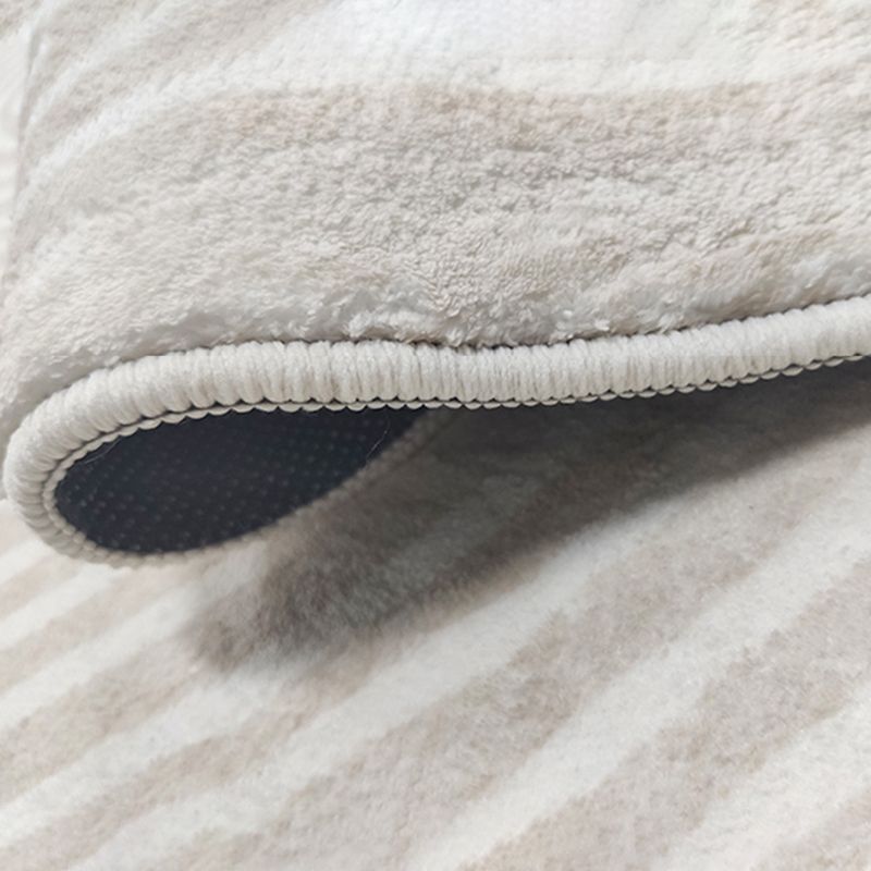 Solid Color Relaxing Area Rug Polyester Geometric Lines Print Rug Non-Slip Backing Indoor Rug for Living Room