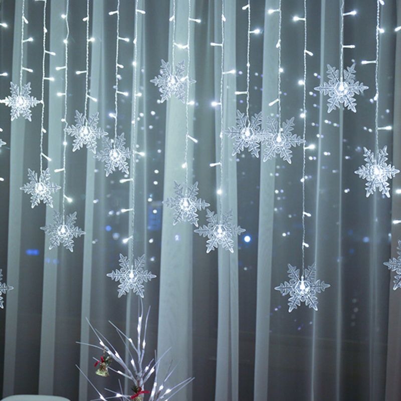 11.4ft Starry LED Light Strip Nordic Plastic 96-Light Indoor Christmas Light in Clear