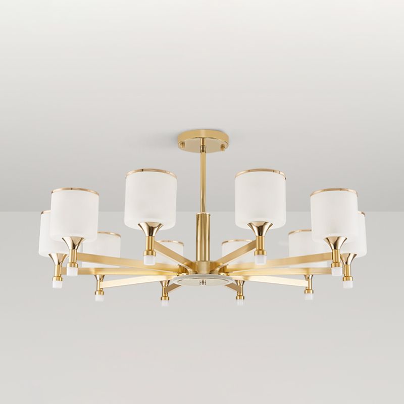 Chandelier en fer laqué créatif créatif moderne avec une teinte en verre blanche