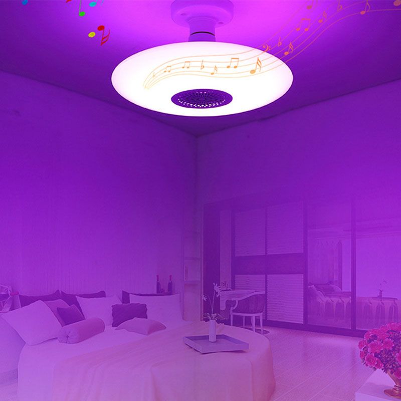 Plafond des ébullition Lamp Minimaliste Style de vie en plastique Plafond de lumière Fixation de la lumière en blanc