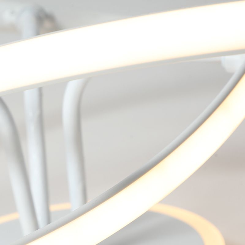 Nordic Metal Ceiling Light Linear LED Flush Mount Light for Living Room
