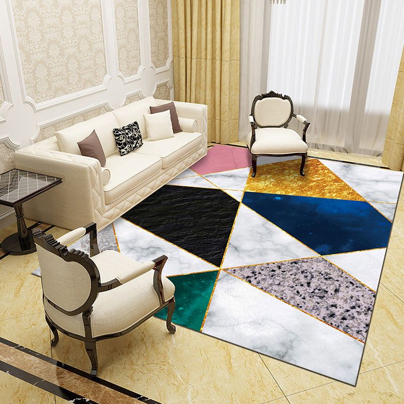 Unique Abstract Patterned Rug Multi Color Contemporary Rug Polypropylene Washable Pet Friendly Non-Slip Backing Rug for Lounge