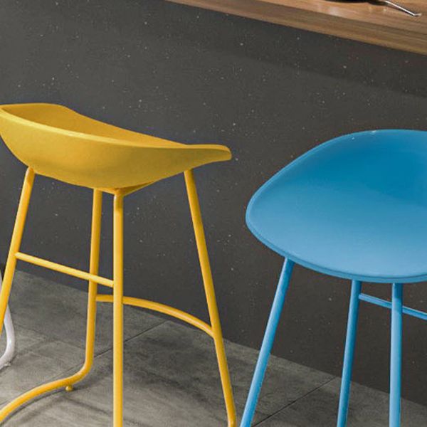 Indoor Glam Armless Bucket Seat Low Back Plastic and Steel Bar Stool