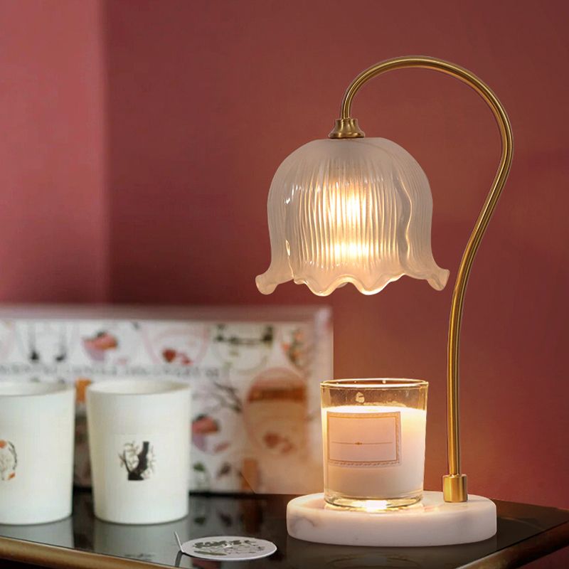 Gold Flower Table Light Modern Aromatherapy Melting Wax Table Lamp (Without Aromatherapy Candles)