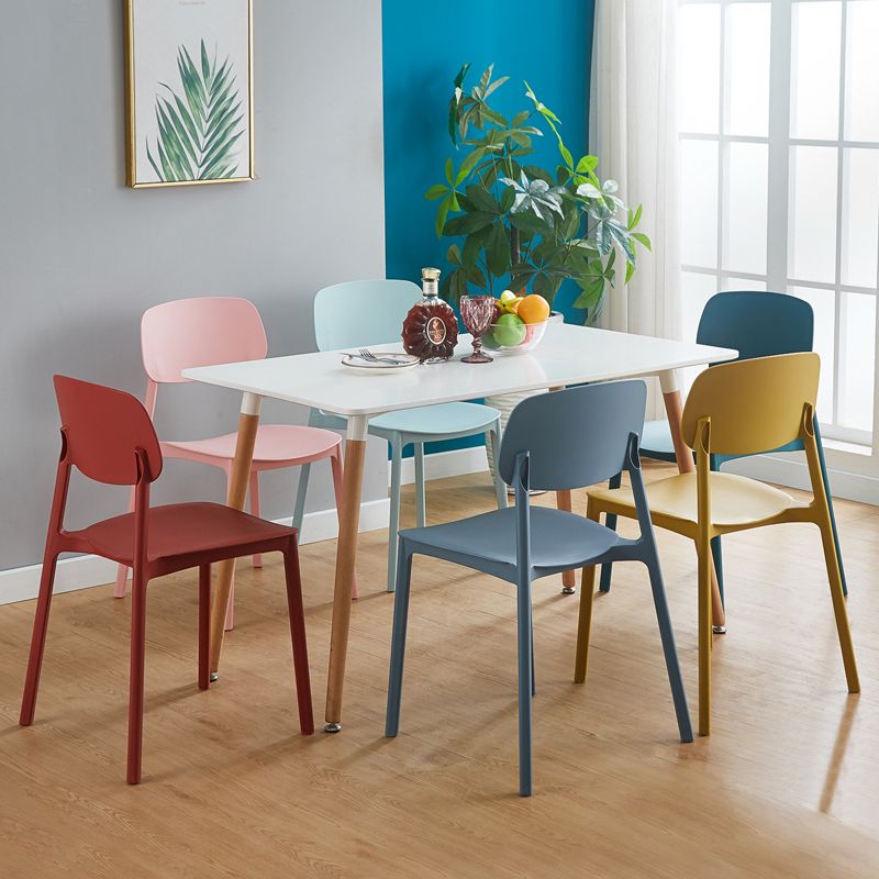 Sillas de comedor de plástico de estilo moderno, silla apilable de comedor con respaldo abierto para cocina (juego de 4)