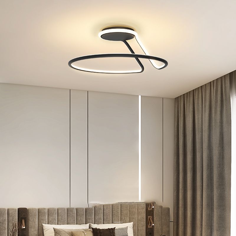 Style moderne en forme linéaire lampe de plafond métal 1 lumière légère plafond pour chambre à coucher